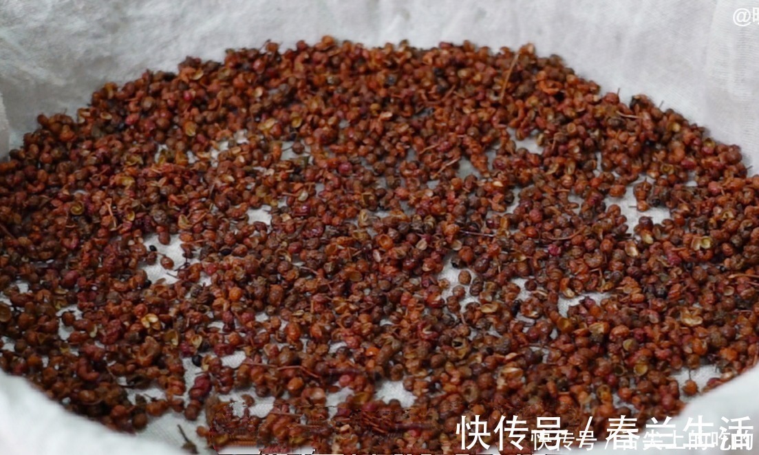 花椒油不要直接油炸，教你饭店不外传的做法，又香又麻，做法简单