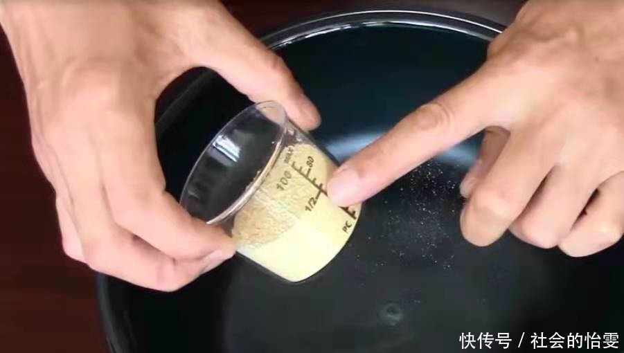 夏季|夏季不管在哪钓,打窝诱鱼万万不可少了这三步,切记莫忽视