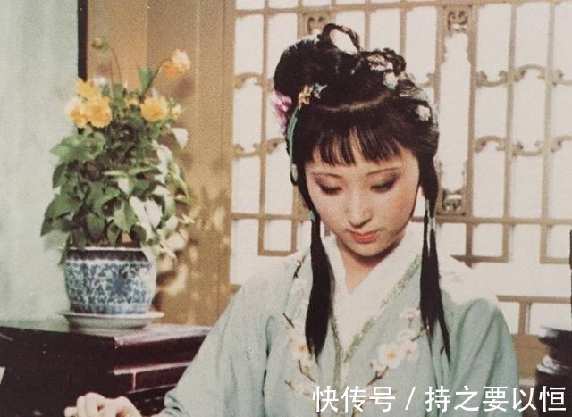 老父亲$元春在省亲的7小时里,反复跟贾府强调着同一件事!