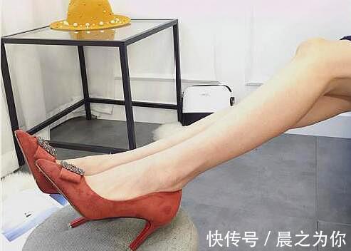 鞋底 -尖尖高跟鞋,突出性感的美腿,绽放迷人的气息!