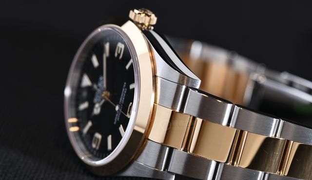 腕表|城市中的探险家 品鉴劳力士蚝式恒动探险家间金款