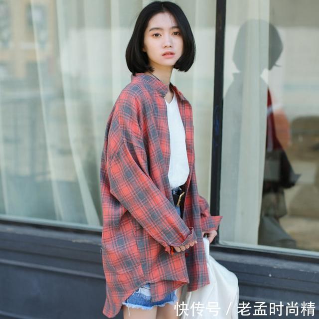 格纹衫 白衬衫太老气,经典格纹衫时尚洋气还减龄,青春甜美超显嫩