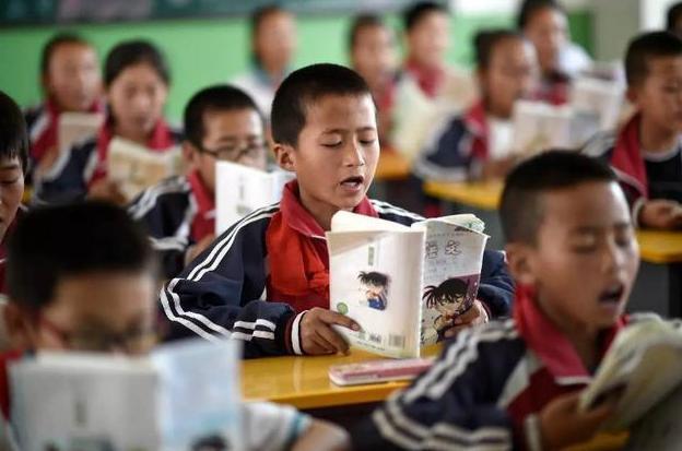 重名|学生因“名字简单”走红,笔画只有一笔,很少有人知道念什么