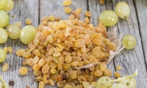 常吃葡萄干的人，身體不會差，但切忌與一物同食，現(xiàn)在知道還不晚