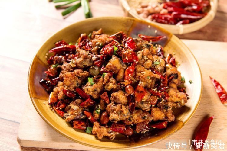 蚝油不是“万能提鲜油”,牢记“3不用3不吃”,做菜别再用错了
