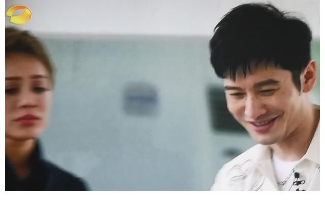 厨师|“生死未卜”的《中餐厅》开播,黄晓明与合伙人接受无厨师挑战