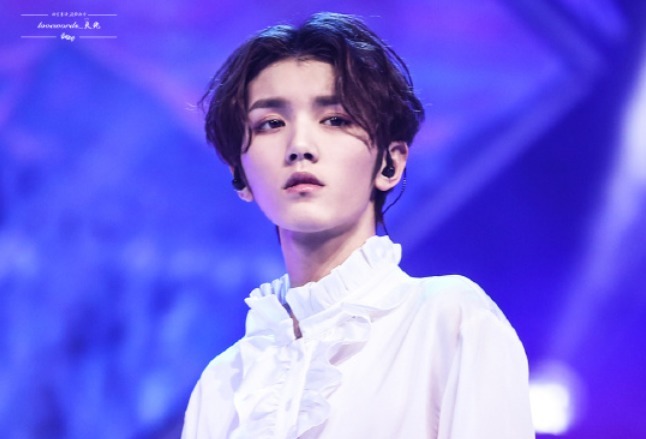 《青春有你》位置測評妝發(fā)好評，胡春楊紅發(fā)驚艷，姚弛似白馬王子