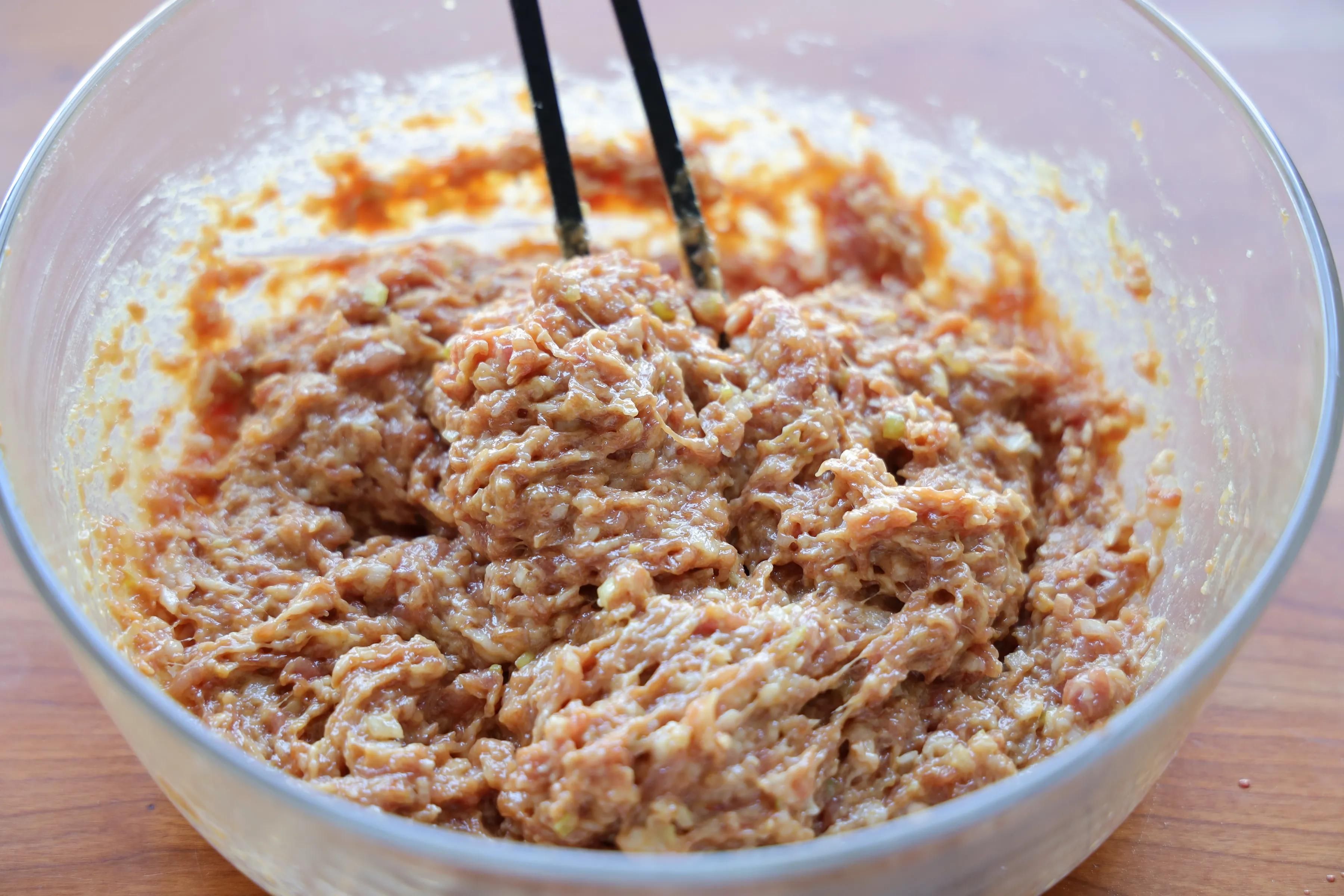 大雪将至，没有什么比一碗酸汤水饺更过瘾，酸辣爽口更开胃，超赞