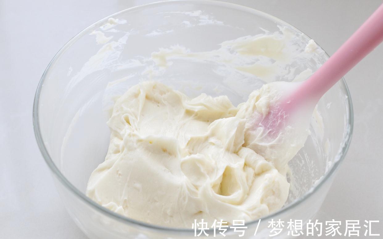 适合烘焙小白操作的蛋糕，无需打发搅一搅即可，细腻美味巨好吃！