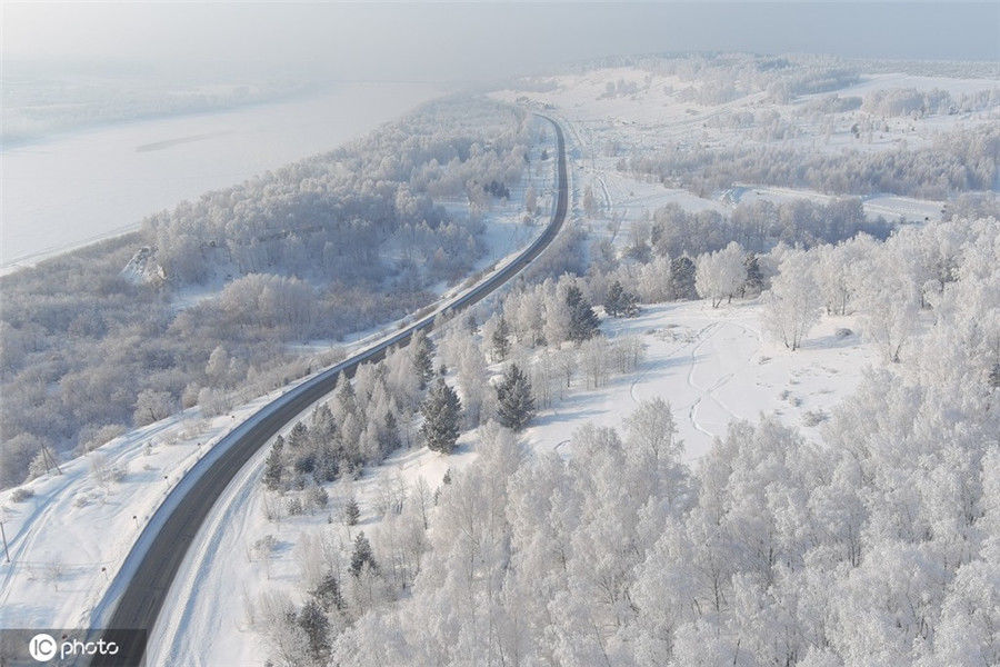 icphoto|俄罗斯克麦罗沃大雪 天地间白茫茫一片