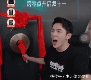 薇娅李佳琦带火的5种零食，尝到味道就念念不忘，你吃过几种