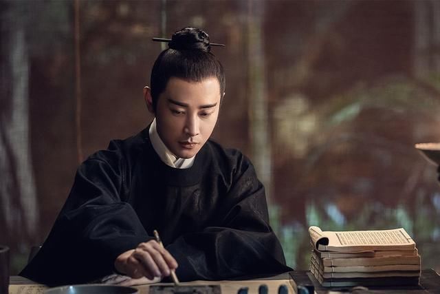 小说$北大毕业的7个小说作者,才华横溢,老书虫多半看过他们的小说