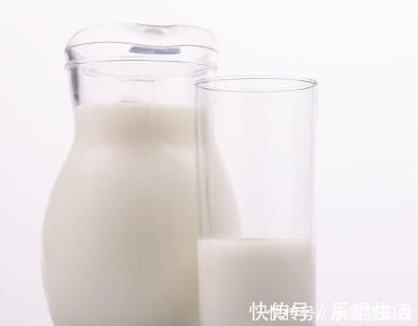 睡眠质量|充足的睡眠才是天然补药,多吃几种食物,能帮助你睡得更香!