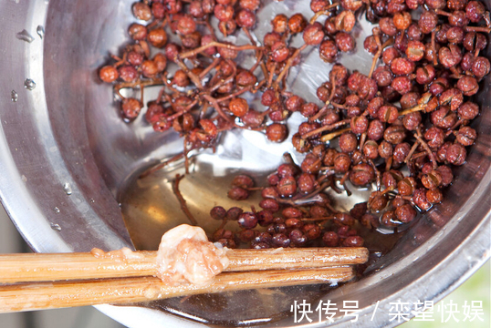 做萝卜馅饺子,有2种调料不能放,不然饺子不鲜香,还有股怪味