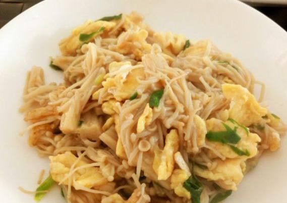 气色|鸡蛋和此物一起煮,湿气没了,失眠好了,气色红润肌肤水嫩