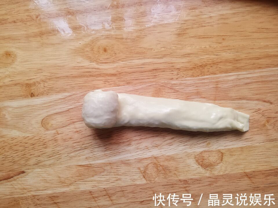 醒面时多加一步,做好的烙饼皮薄如纸,外脆里香,比买的还好吃