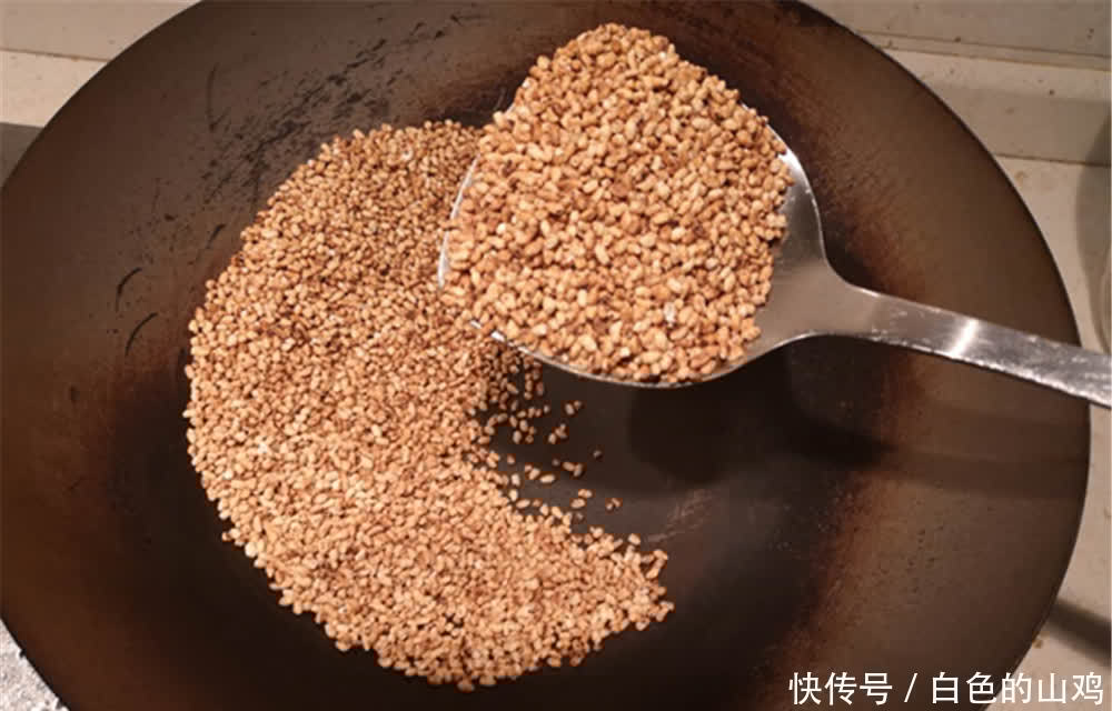 几块钱一斤的东西，简单加工就能通杀鲫草青鲤鳊，效果好得出奇！