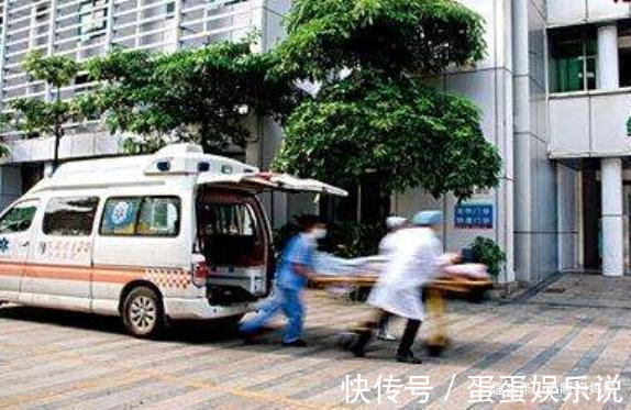 缺水|又一个满月宝宝“水中毒”夭折,家长快住手,不要再给宝宝喂水了