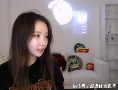 曾经火爆全网的宅男女神朴妮唛现在销声匿