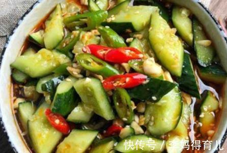 大厨|做凉拌黄瓜,最忌直接加盐!大厨教你正确做法,酸脆可口特入味!