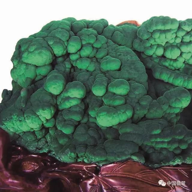  装饰材料|孔雀石：制造工业赋予艺术之美