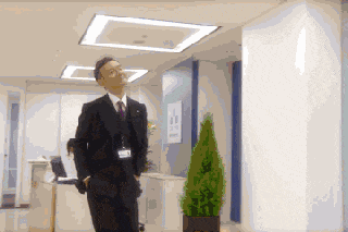 |搞笑GIF:这就是一个人之所以不单身的原因