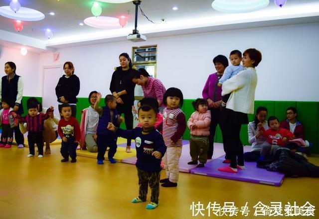 肚子疼|6岁女儿每周五都肚子疼,爸妈带她检查,医生:你们别过了