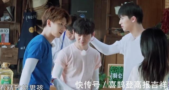 黄磊|黄磊问任嘉伦能给我免费客串拍戏吗任嘉伦幽默回答让人笑翻