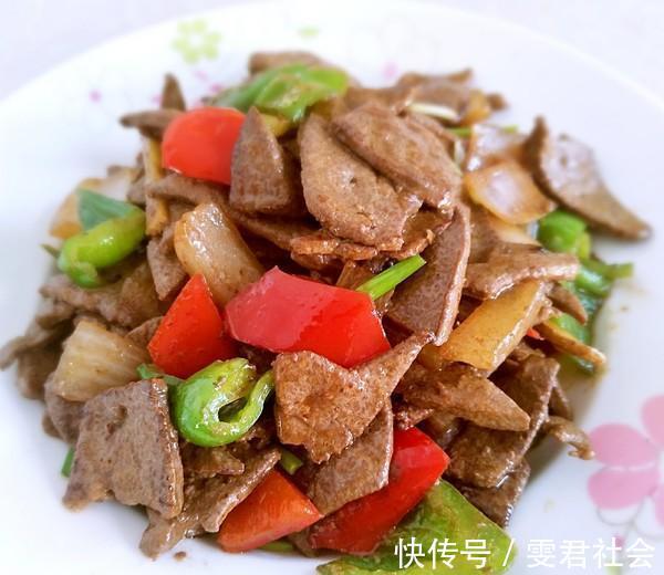 猪肝|炒猪肝,直接下锅炒就错了!再加2步,猪肝嫩滑好吃、干净无腥味