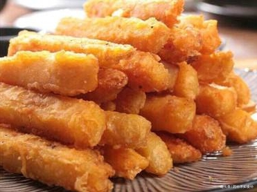 家家户户都有的食材，简单易学，色泽金黄酥脆，比薯条还好吃！