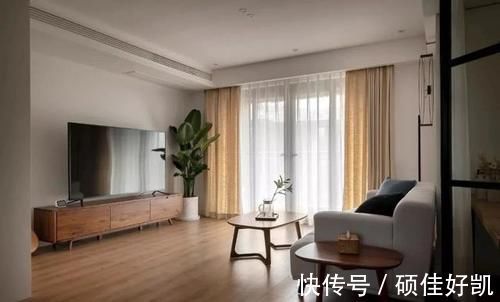 原木色|完美主义的124㎡品质美家,舒适感、居住情调、文艺范儿都有了