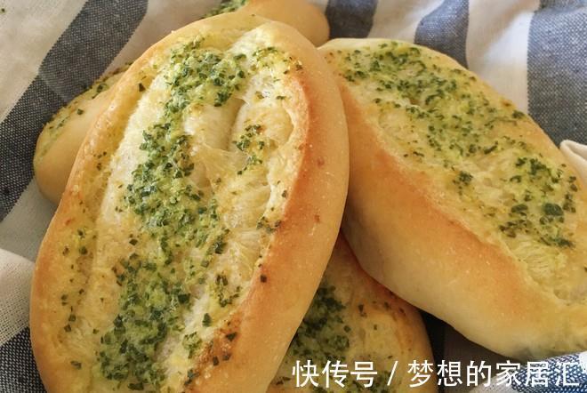 家庭早餐面包做法,蒜香面包,简单美味,全家都喜欢,吃不够