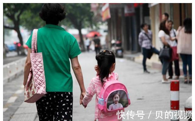 行为|家人无论谁带孩子,这四种行为要马上停止,累死累活还耽误孩子