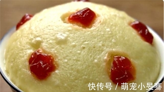 家里有面粉,别再做面包了,这样做比面包还好吃,香甜松软,解馋