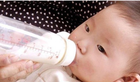 温奶器|给宝宝冲调奶粉不可有的错误方法,对宝宝既没有营养还危害健康!