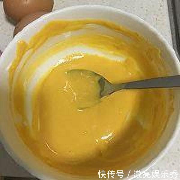 搅拌均匀|90宝妈们都做过的宝宝辅食,入口即化,每次都能吃一盘