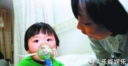 奶奶|妈妈大意使3岁幼儿中毒,奶奶一个动作救了孩子,医生都称赞不已