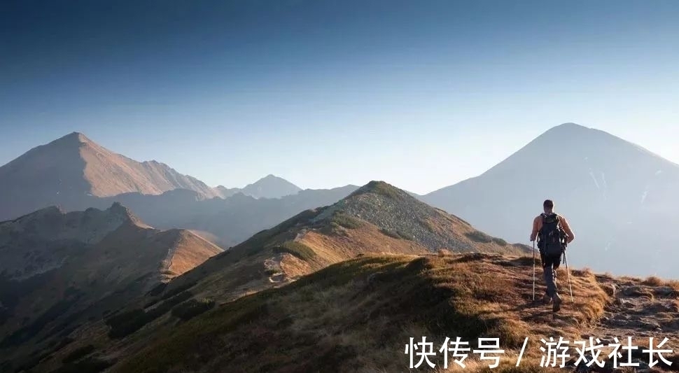 雨潇潇!七言绝句《送别》,远游多日归乡时何人相送?最后一句点明主旨