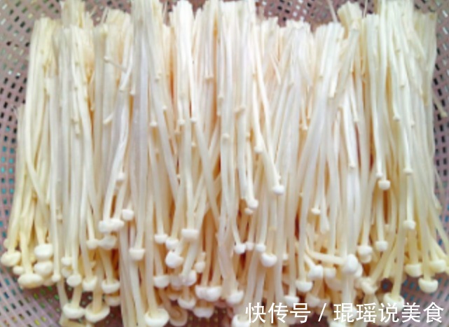 五花肉如此做，外脆里嫩，可以当主食还可以当零食，节日必备！