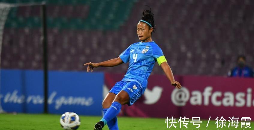 女足|0-0!中国女足竞争对手爆大冷,第90分钟错失绝杀,小组出线不利