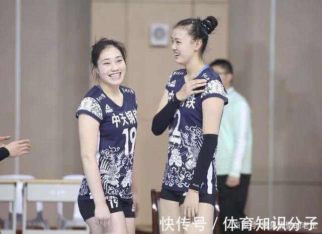 体态|官宣!女排里的“唐朝美女”,体态丰腴风姿卓越,男友健壮有型