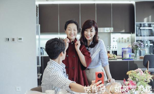 丈夫|张铎妈妈无视儿媳？陈松伶嫁小8岁老公，跪地为婆婆穿鞋被指卑微