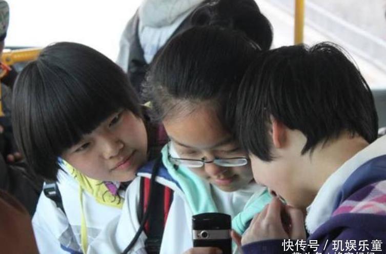 琳琳|6岁男孩带“手机”上学,老师发现后怒摔,家长谁给你的胆子