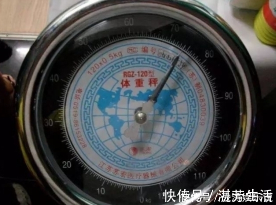体重秤|大街上的药店门口,为什么都放了一个体重秤?看完才知其“猫腻”