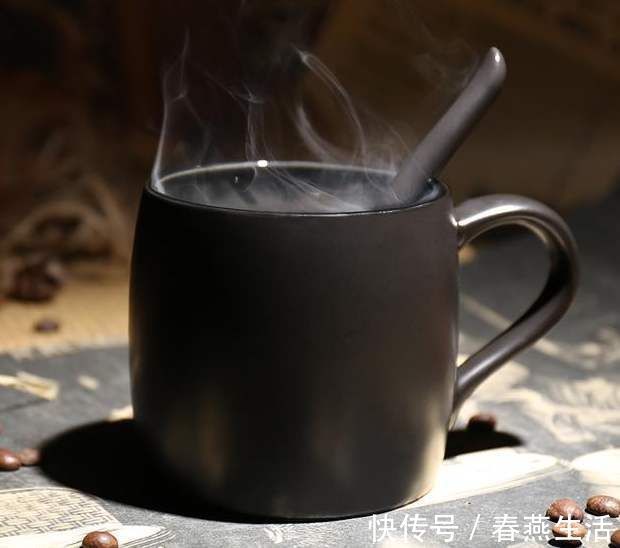 占卜|塔罗占卜：4个杯子，你最想打碎哪一个？测你的脾气到底怎么样？