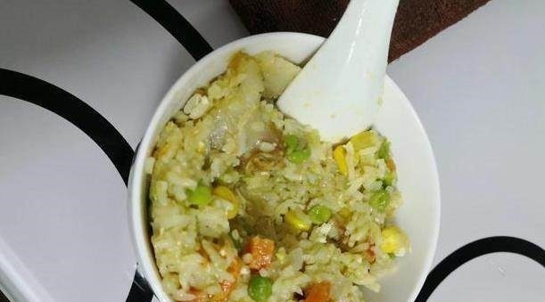 做饭|学做菜懒得做饭一款懒人网红焖饭送给你，好吃到爆哦！