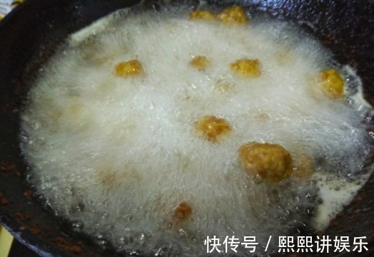 可口|50年大厨：不管炸什么丸子，多加这1“步”，丸子保证香脆可口