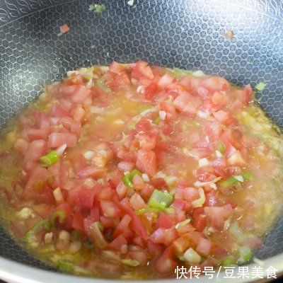 餐桌上最有人气的家常菜之炒茄子