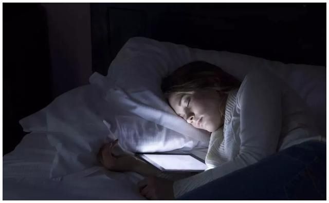 内分泌|睡觉时不能“脚朝西，头朝东”是为什么？并不是迷信说法