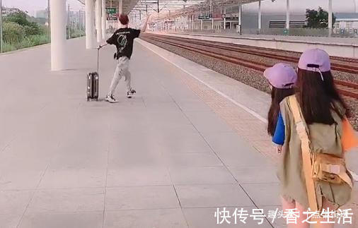 妖娆|奶爸被双胞胎女儿“合伙套路”,说好的小棉袄,却不知不觉漏了风